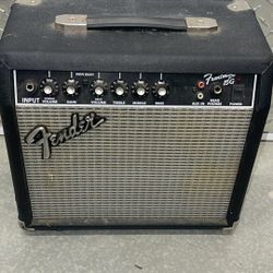 Black Fender Guitar Amp
