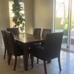 Crate & Barrel Basque Solid Wood Dining Table + Pottery Barn Chairs – Great Condition