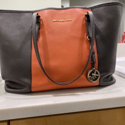 Michael Kors Tote