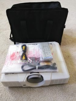 Mitsubishi projector xd500, no hdmi, remote, price fixed
