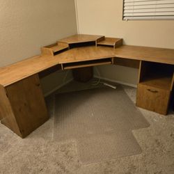 wood corner desk