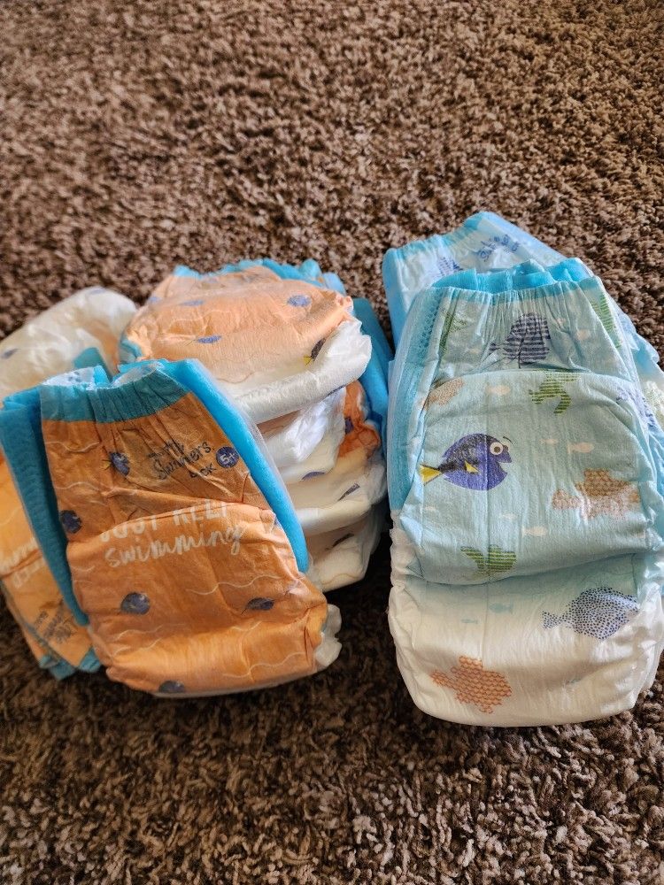Huggies Little Swimmers Disposable Swim Diapers
