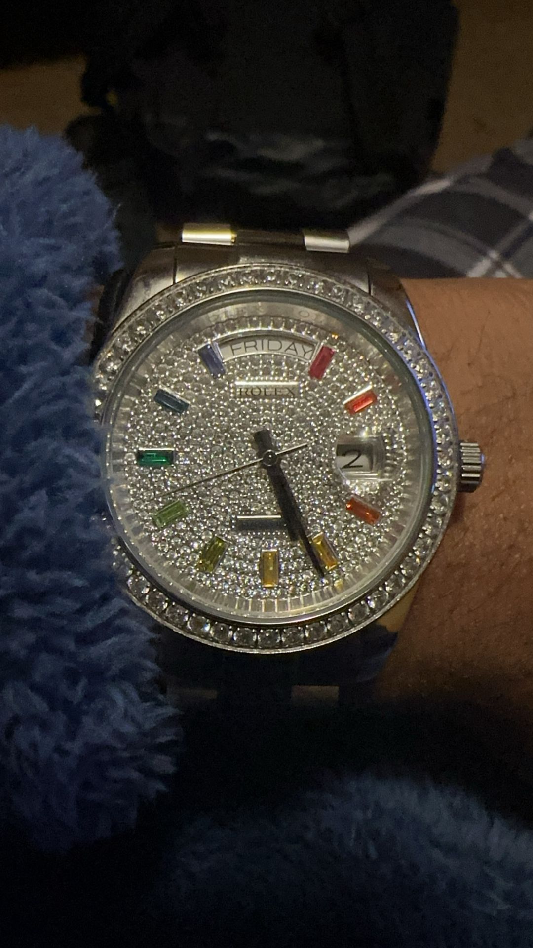 **Authentic Rainbow Rollie**