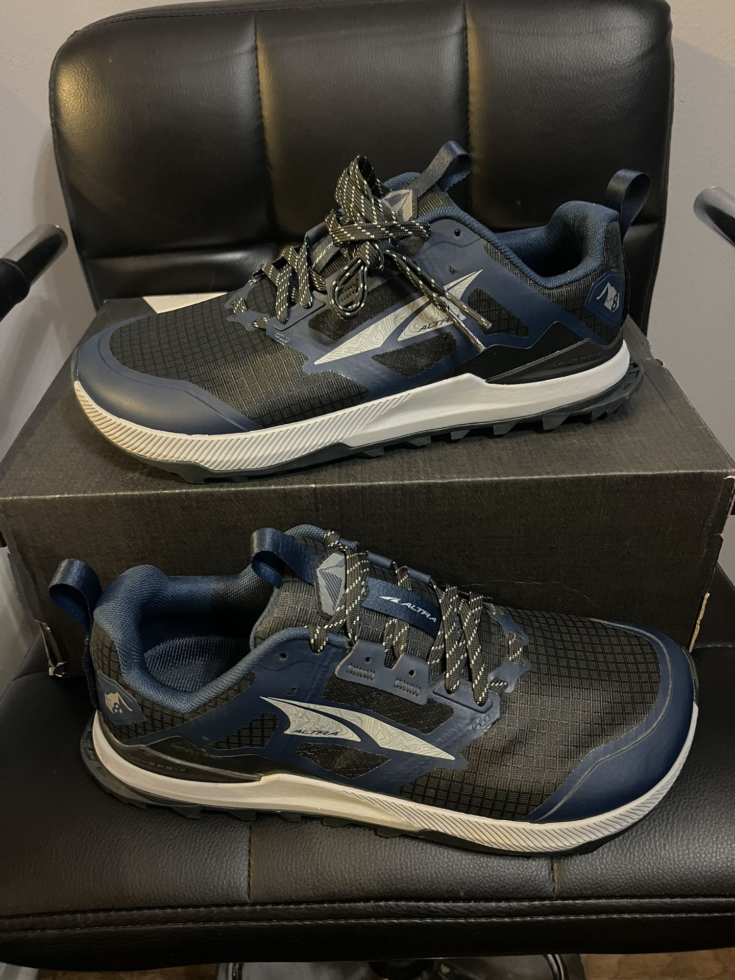 Altra Lone Peak Trail Size 8.5 Men’s $75