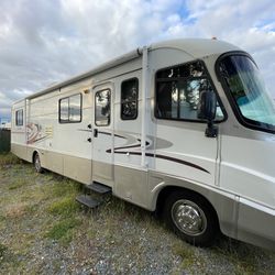 1999 Holiday Rambler 34’ w/slide-out