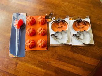 Fall Baking Set – Baster, Mold & Cookie Cutters