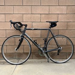 Cannondale Road Bike 
