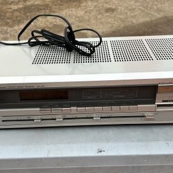 Vintage Technics SA-210 Quartz Radio Receiver 