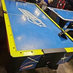 Dynamo Air Hockey Table