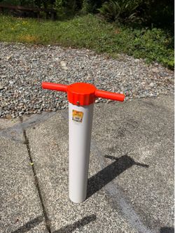 Clamming gun and rubber boots