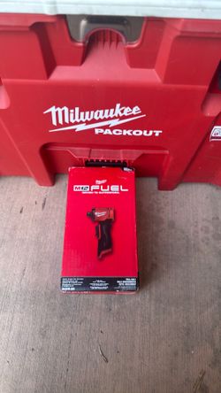 Milwaukee m12 fuel Right angle Die Grinder (NEW)