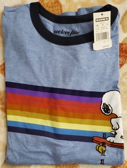 5 Snoopy T-shirts- XL, 2XL