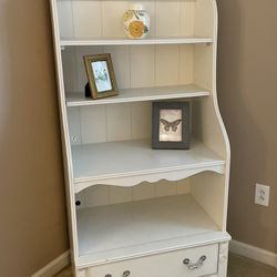 Antique white Bedroom Set