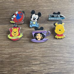 6 Disneyland Pins