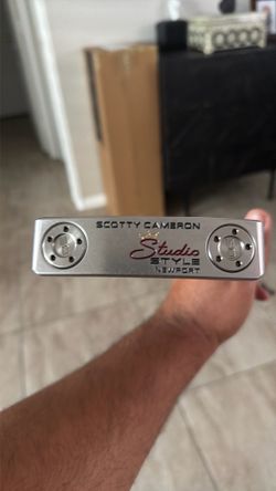 Scotty Cameron Studio Style Newport
