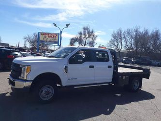 2017 Ford F350 Super Duty Crew Cab & Chassis