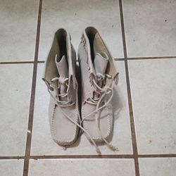 Candie's Wedge Shoe