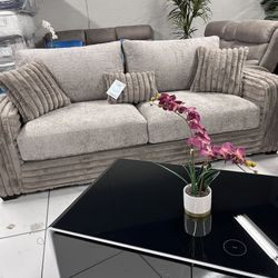 Oversize Sofa Set 🥳🥳🥳