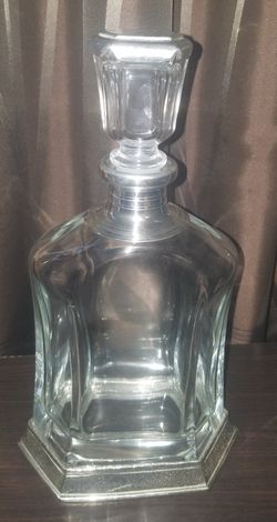 Arte Italics 27oz Crystal Decanter 95% Pewter Neck & Base