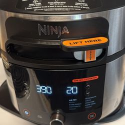 Olla a presión y freidora de vapor Ninja OL501 Foodi 14 en 1 de 6.5 cuartos con SmartLid