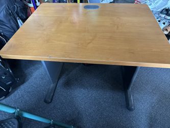 Computer Desk 75.00 -W35xD26xH29