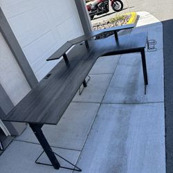 Office Desk And Drawer