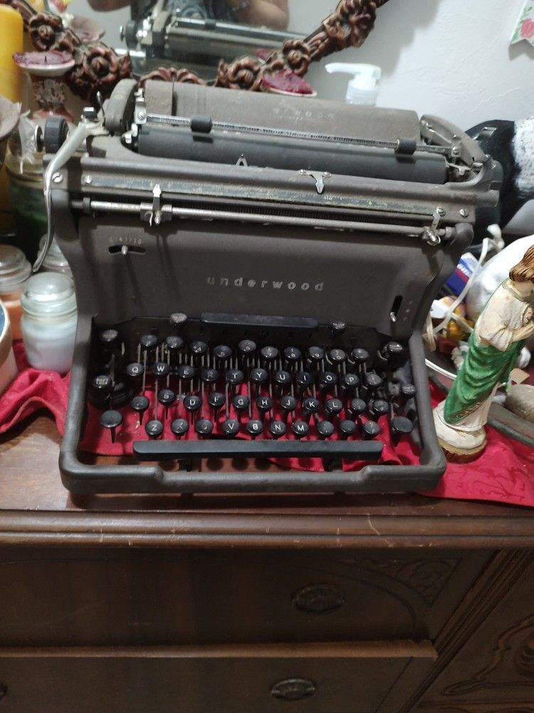 Antique Underwood Typewriter