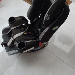 Graco - Baby Car Seat