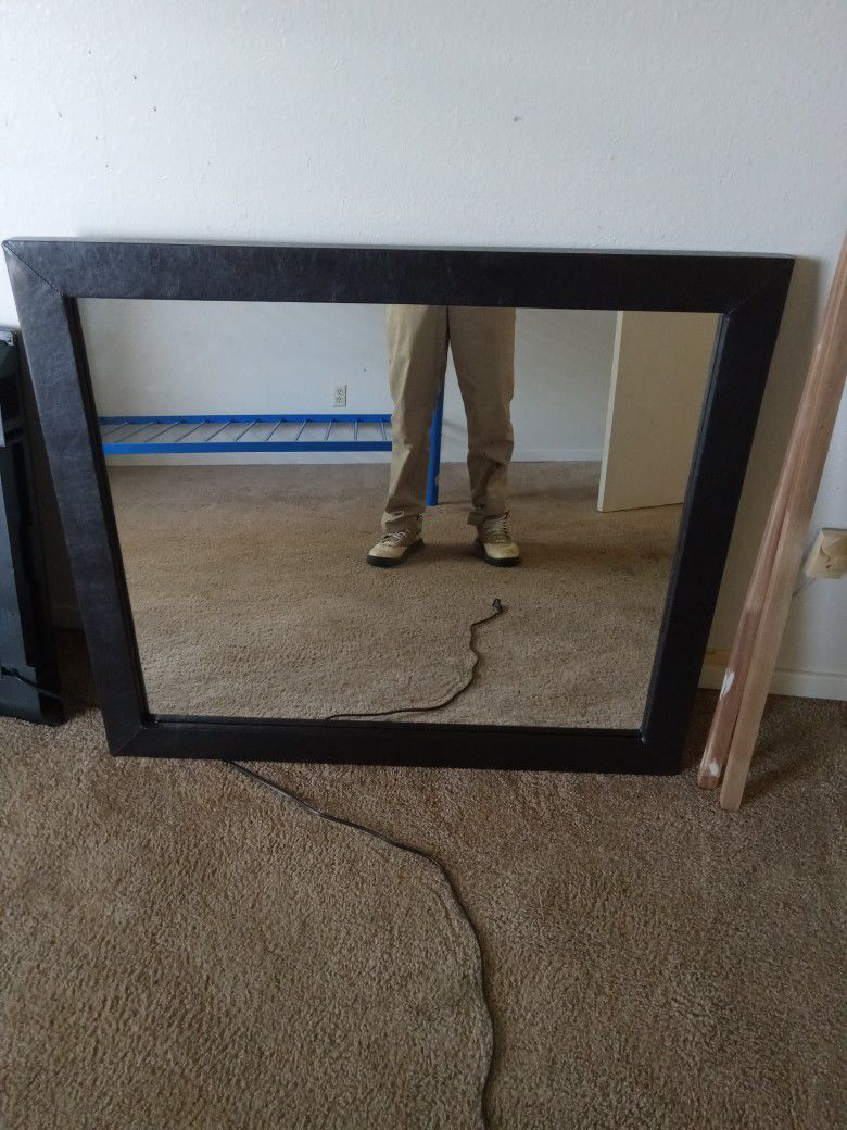 Mirror (For Dresser Never Used)