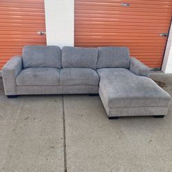 FREE DELIVERY!! Light gray sectional