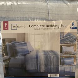 Brand New Full Size Comforter Set Still In Package 