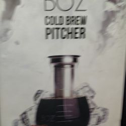 BOZ 2L cold brew pitcher $15