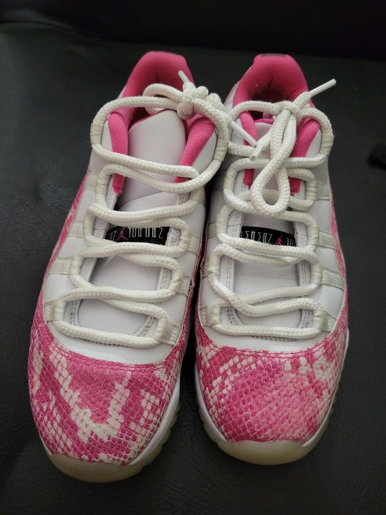 Jordan 11 Lows