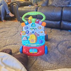 Stroll And Discover Activity Walker 