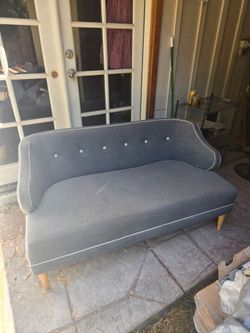Petite Love Seat