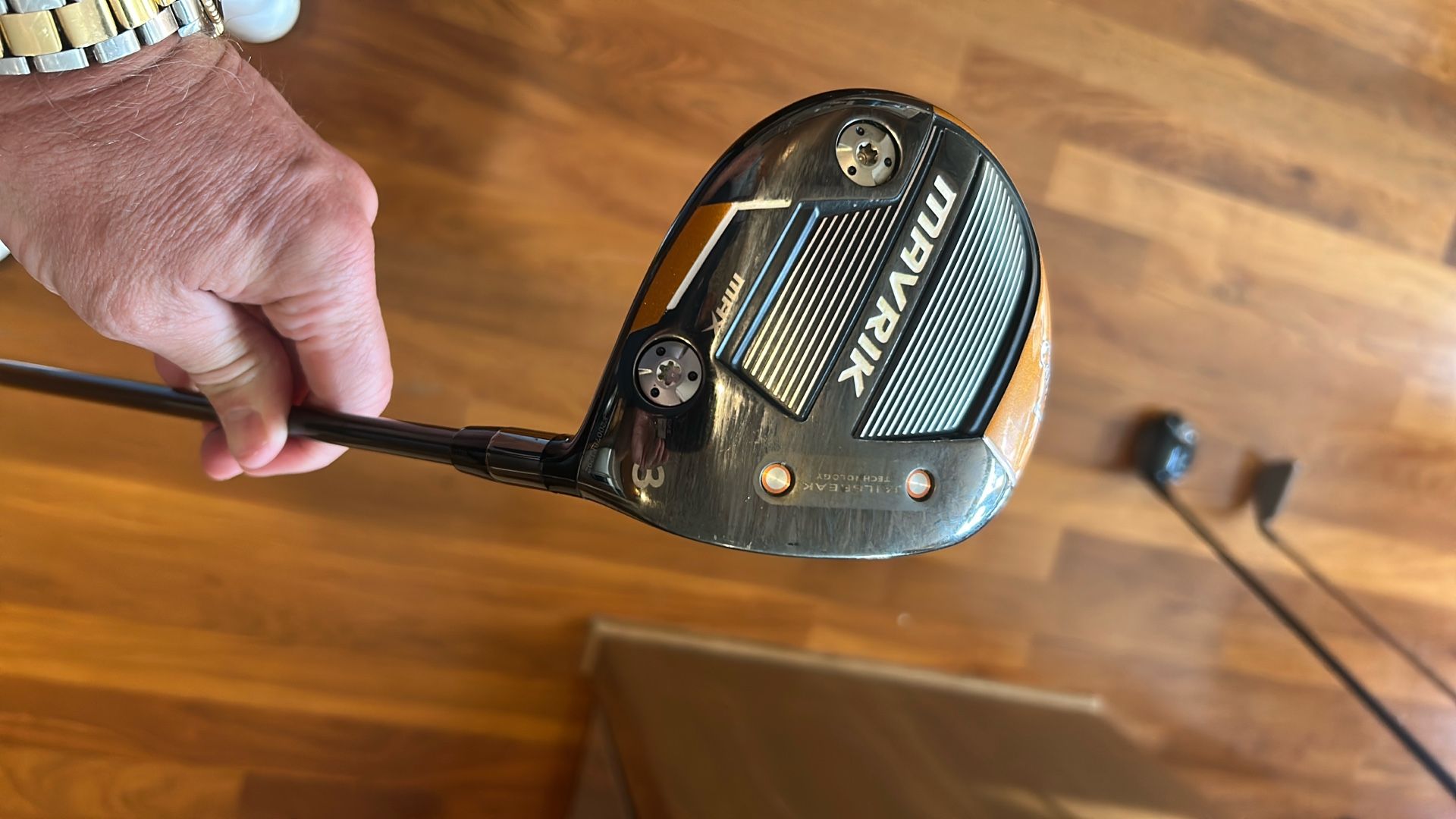 Maverick three Wood Max, graphite stiff with head cover