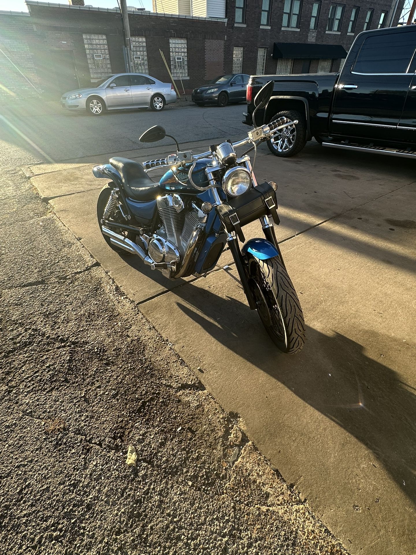 1998 Suzuki Intruder VS1400