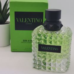 Valentino
 
Donna Born in Roma Green Stravaganza Eau de Parfum

3.4 fl 
