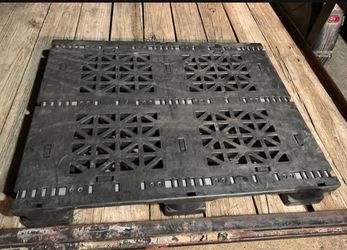 40x32 Plastic Pallet