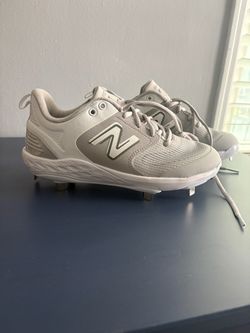 New Balance Fresh Foam Velo Cleats (Size: 7 W/5.5M)