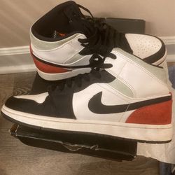 Air Jordan 1 Mid Se