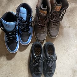 3 Pair Of Shoes For 20$