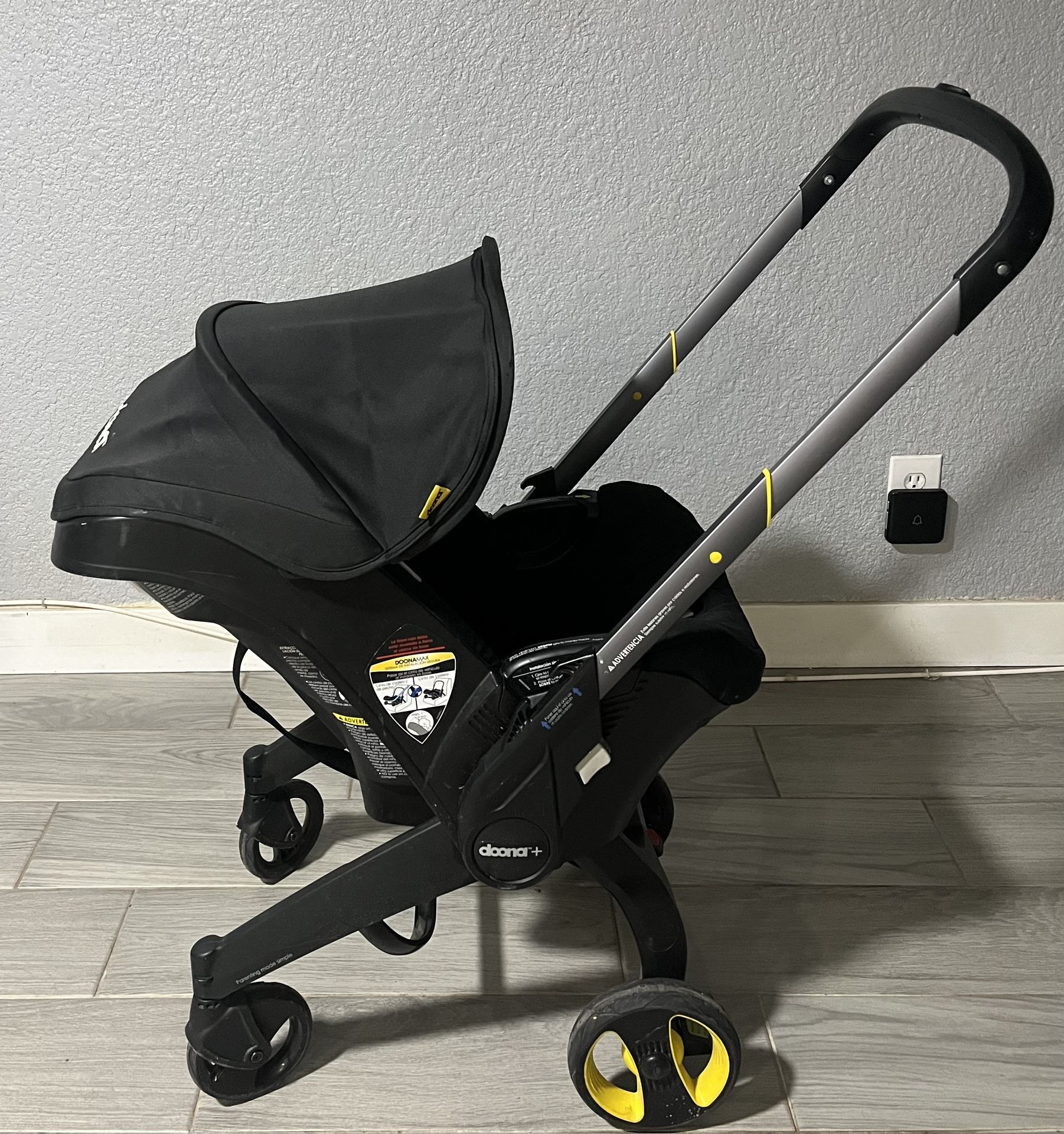 Donna Car Seat And Stroller 