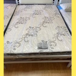 Queen size mattress/ Colchon