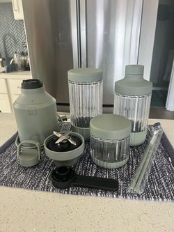 BEAST Mega 1200 Plus Blender System – Like New – Sage Green
