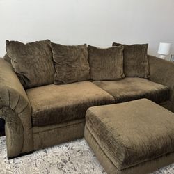 Couch With Matching Ottoman