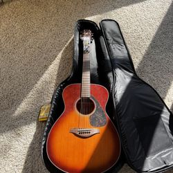 Yamaha FS 700S Acoustic Guitar With Boulevard Carry Case 