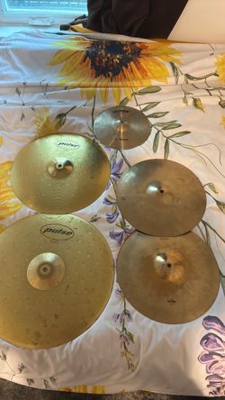 Multiple cymbals for sale