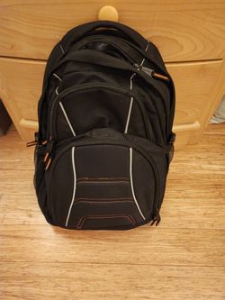 Amazon Basics Backpack