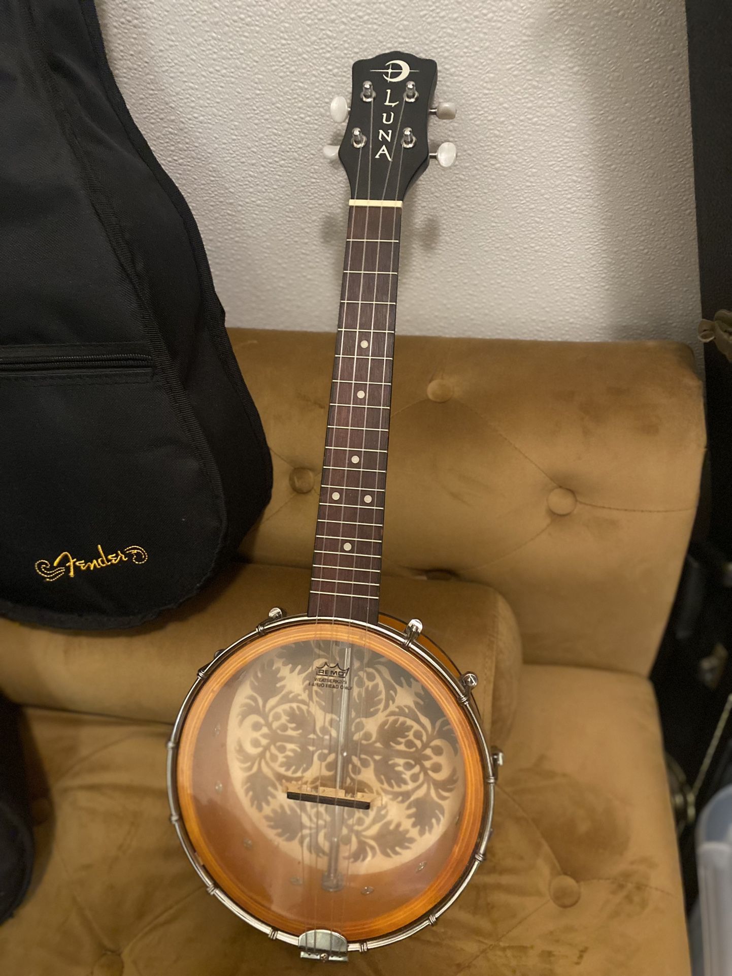 Banjolele Banjo Ukulele 